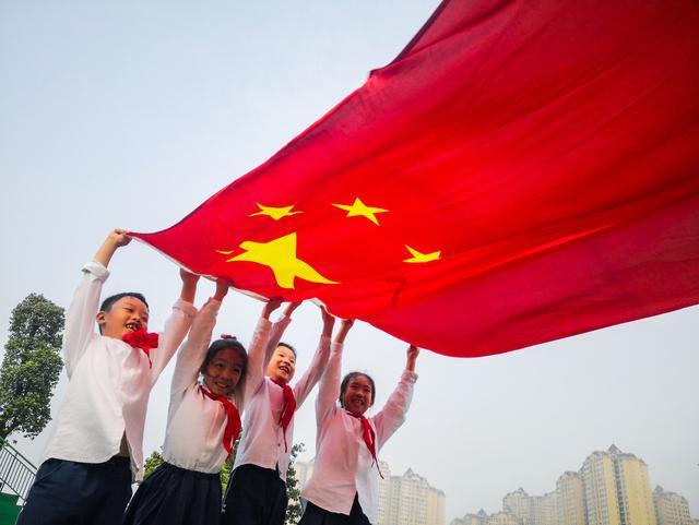 关于怎么让女孩子喜欢我?的最新知识问答